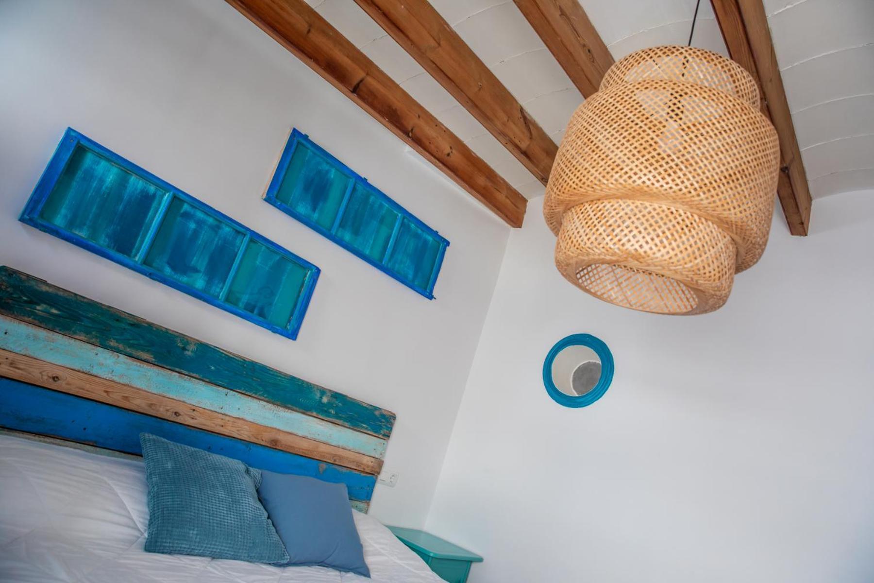Edificio Reformado Con 2 Pisos En Tarifa Centro Appartement Buitenkant foto